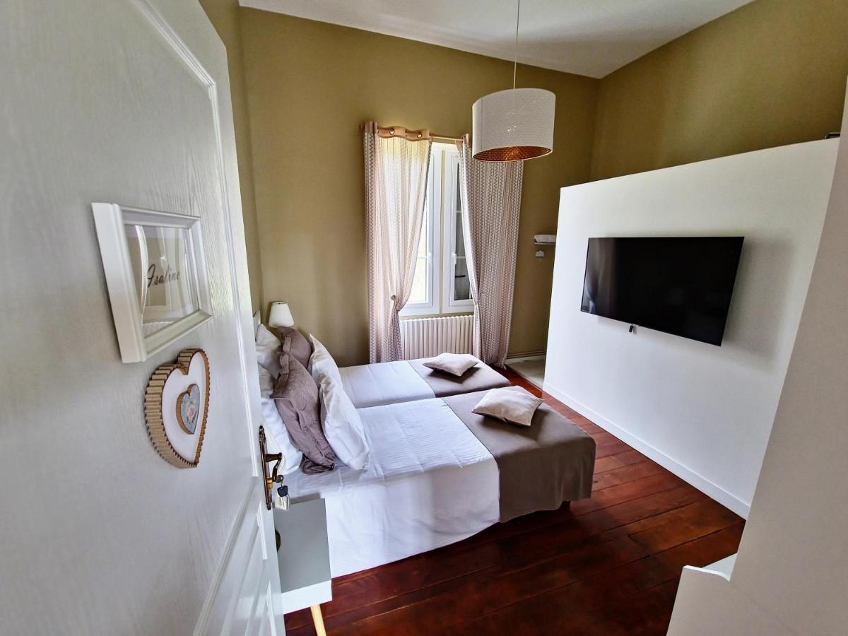 Manoir Le Coutureau Maisons D'Hotes Rouffignac-de-Sigoules Εξωτερικό φωτογραφία